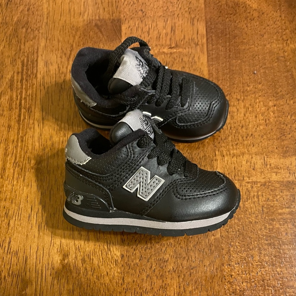 New Balance baby 574 black size 4